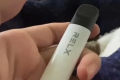 Flow福禄电子烟跟悦刻电子烟哪个好？电子烟的危害