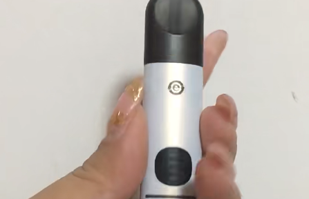 REXL悦刻电子烟,让你站在烟民鄙视链的最顶端 REXL悦刻电子烟,让你站在烟民鄙视链的最顶端